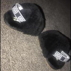 Baby uggs size 2/3